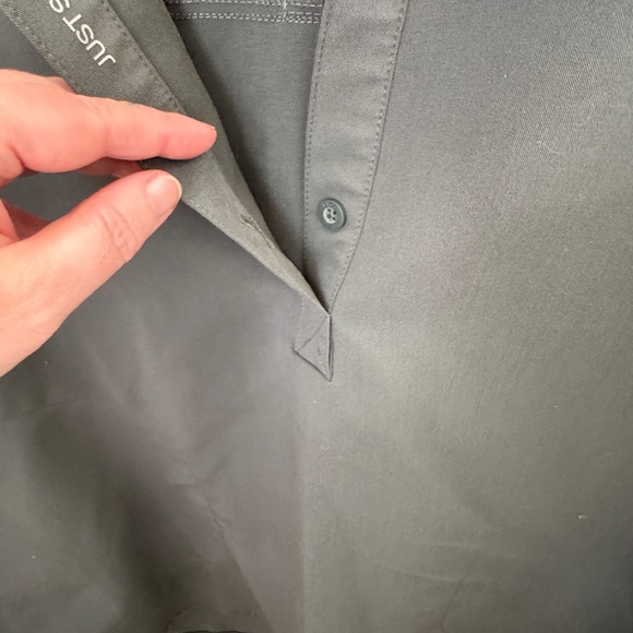 Figs Technical Rafaela Scrub Top - Picture 6 of 8